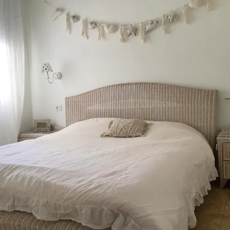 Acogedor Y Equipado *